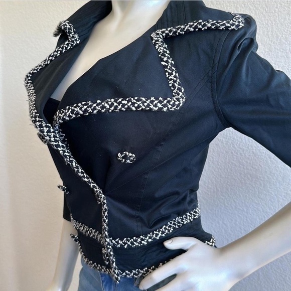 Vintage Marciano Navy and White Blazer with Geometric Trim - Picture 3 of 6
